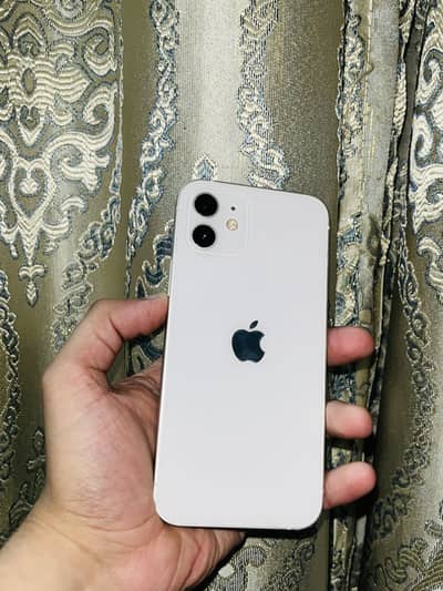 Apple iPhone 12