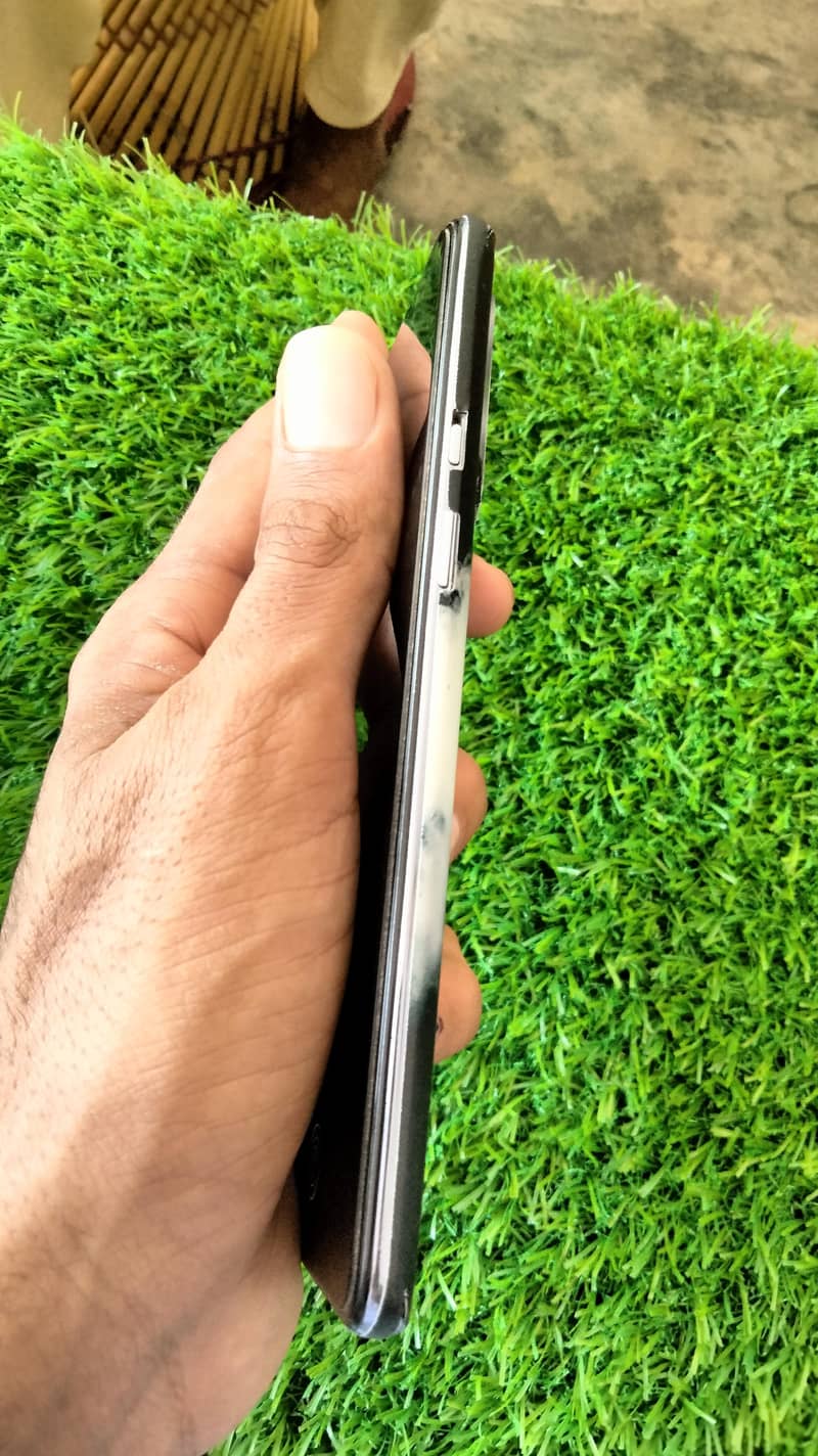 One Plus 9 4