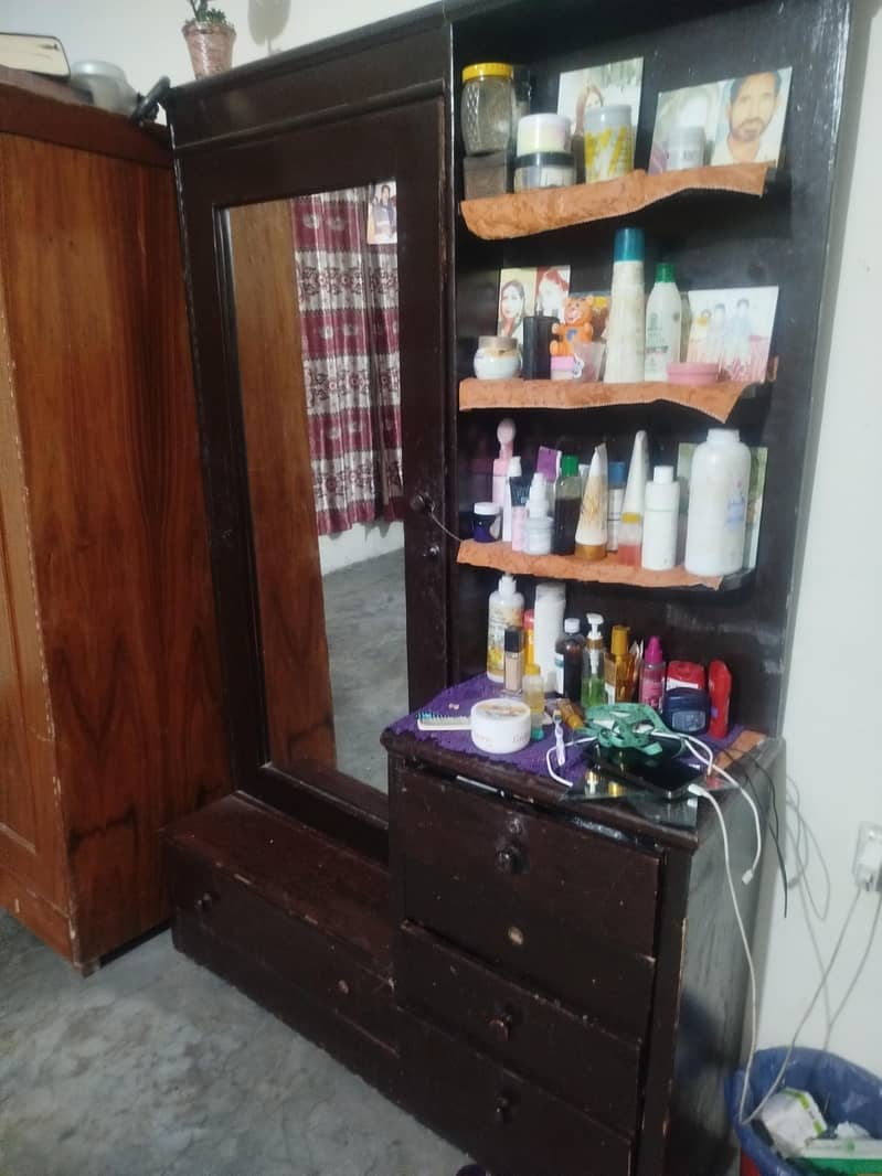 dressing table 2