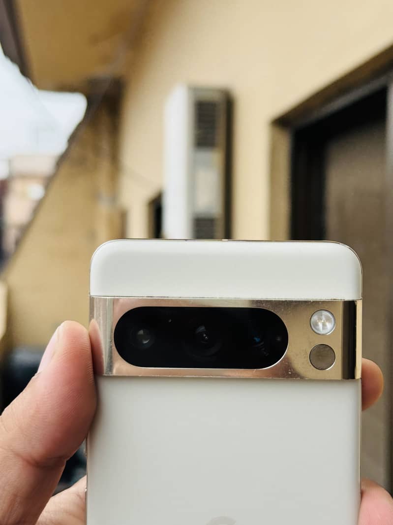 Google Pixel 8 Pro 0