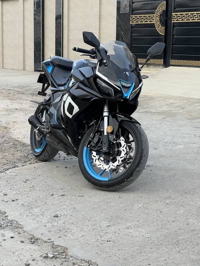 TARO GP 1 400cc