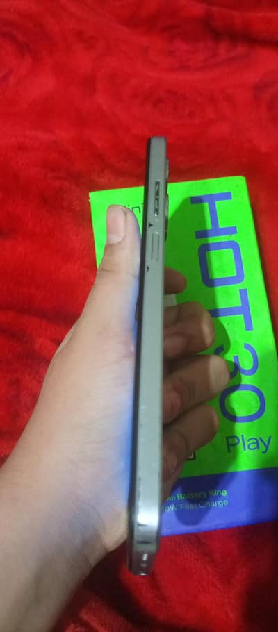 Infinix Hot 30 Play