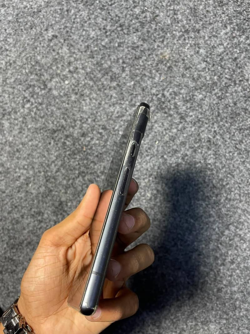 Google Pixel 7a 4