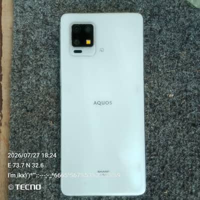 Aquos zero 6