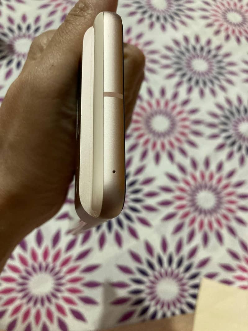Google Pixel 8 2