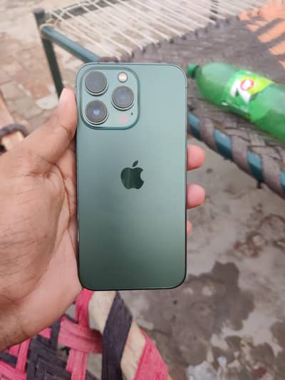Apple iPhone 13 Pro