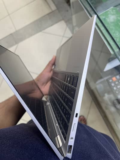 Hp elitebook 830 g8