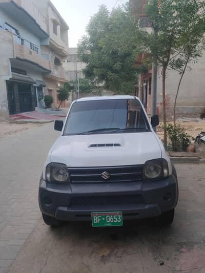 Suzuki Jimny 2012
