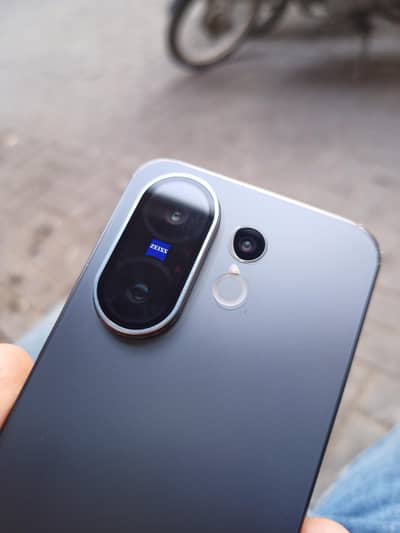Vivo X200Fe