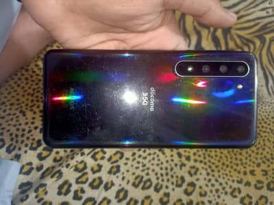 Sharp Aquos R5G