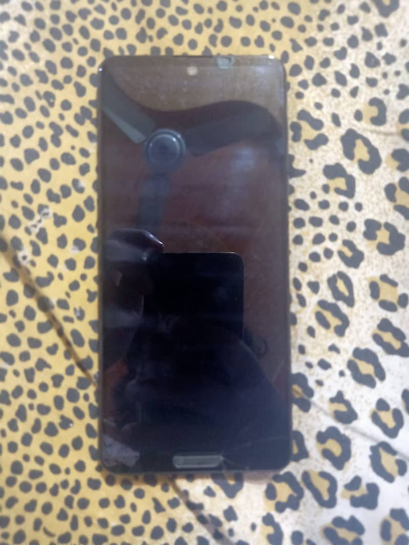 Sharp Aquos R5G 9