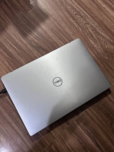 Dell Latitude 7300 i7 8th Gen | 16GB / 256GB SSD | Touch Screen