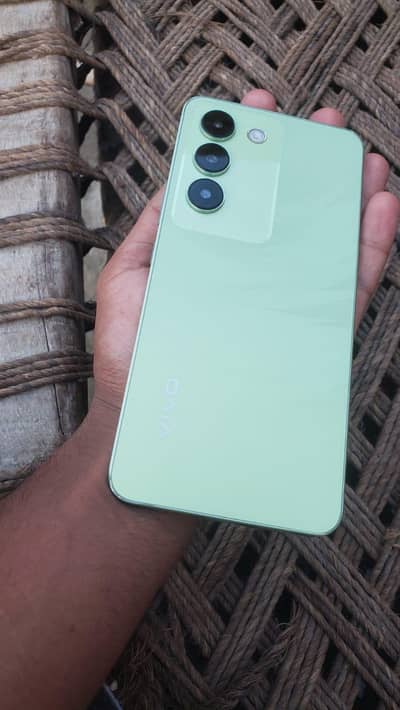 Vivo Y100
