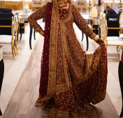 Bridal dress Medium to Large.