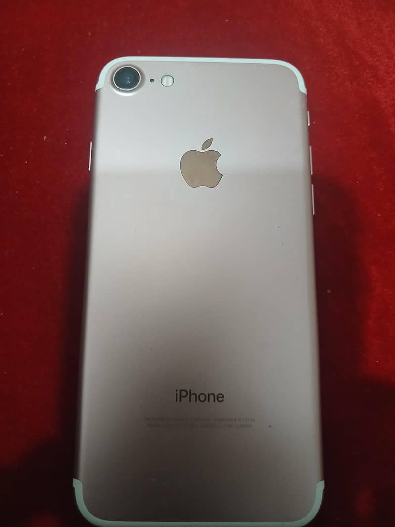 Apple iPhone 7 0