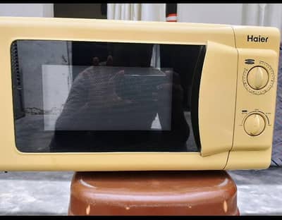 Haier Microwave Oven (Good Condition) – Clean & Fully Working