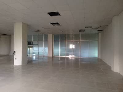 27000 Square Feet Commercial Property in depended Floor Available For Rent In Gulberg3 Lahore