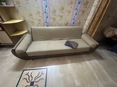 3-Seater Sofa Cum Bed in Good Condition / Comfortable Sofa Bed