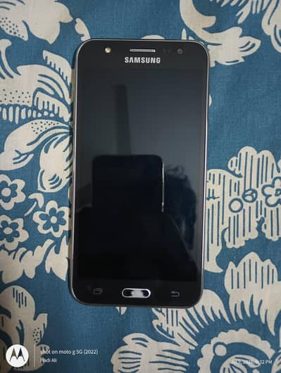 Samsung Mobile J5