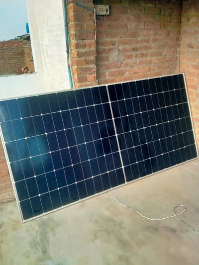 580 watt solar plate