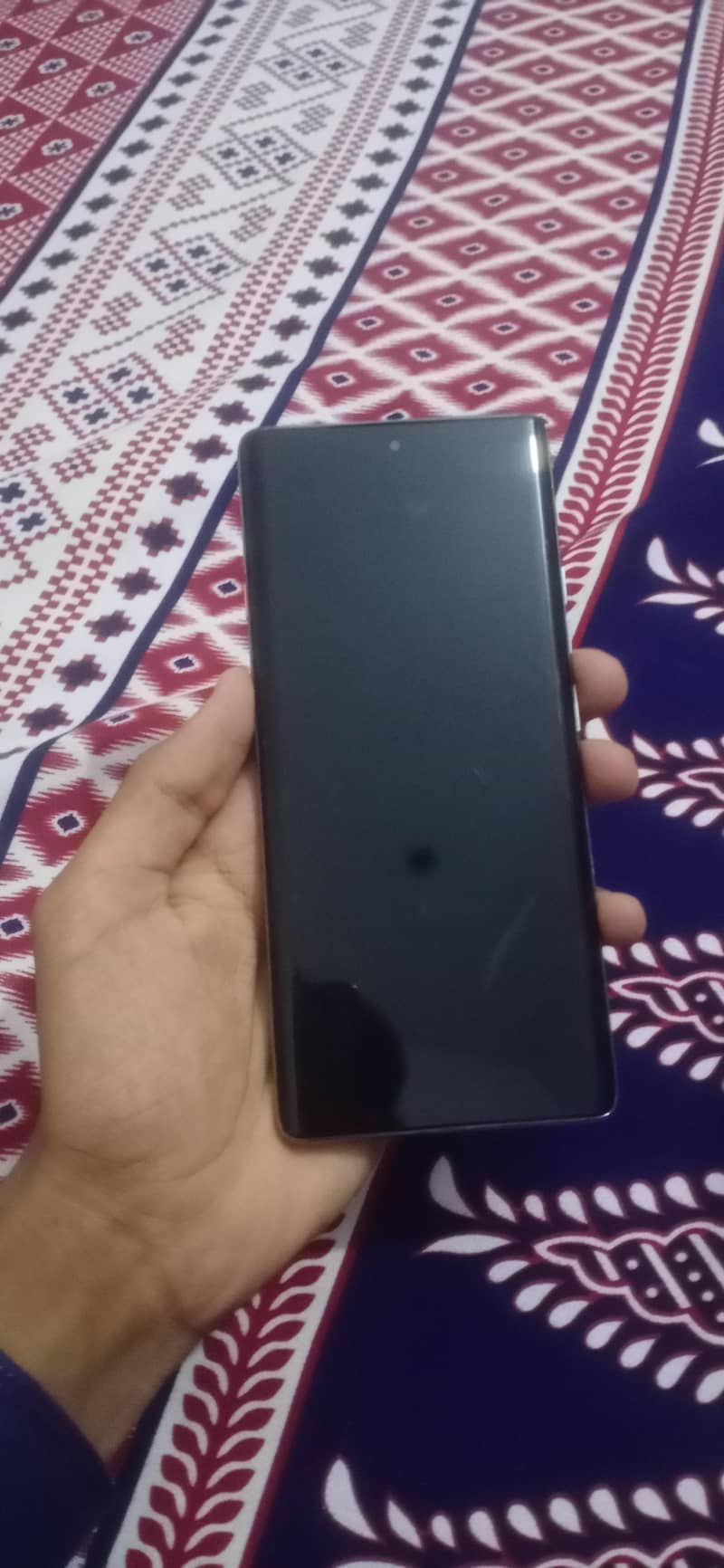 Tecno CAMON 40 Pro 1