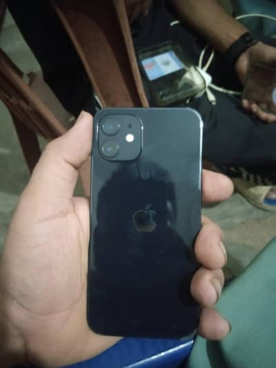 Apple iPhone 12