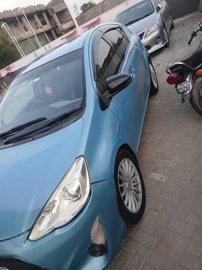 Toyota Aqua 2014