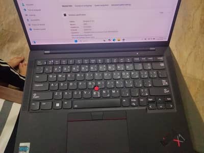 Lenovo ThinkPad X1 Carbon/Core i7 11th Gen/16GB RAM/512GB SSD