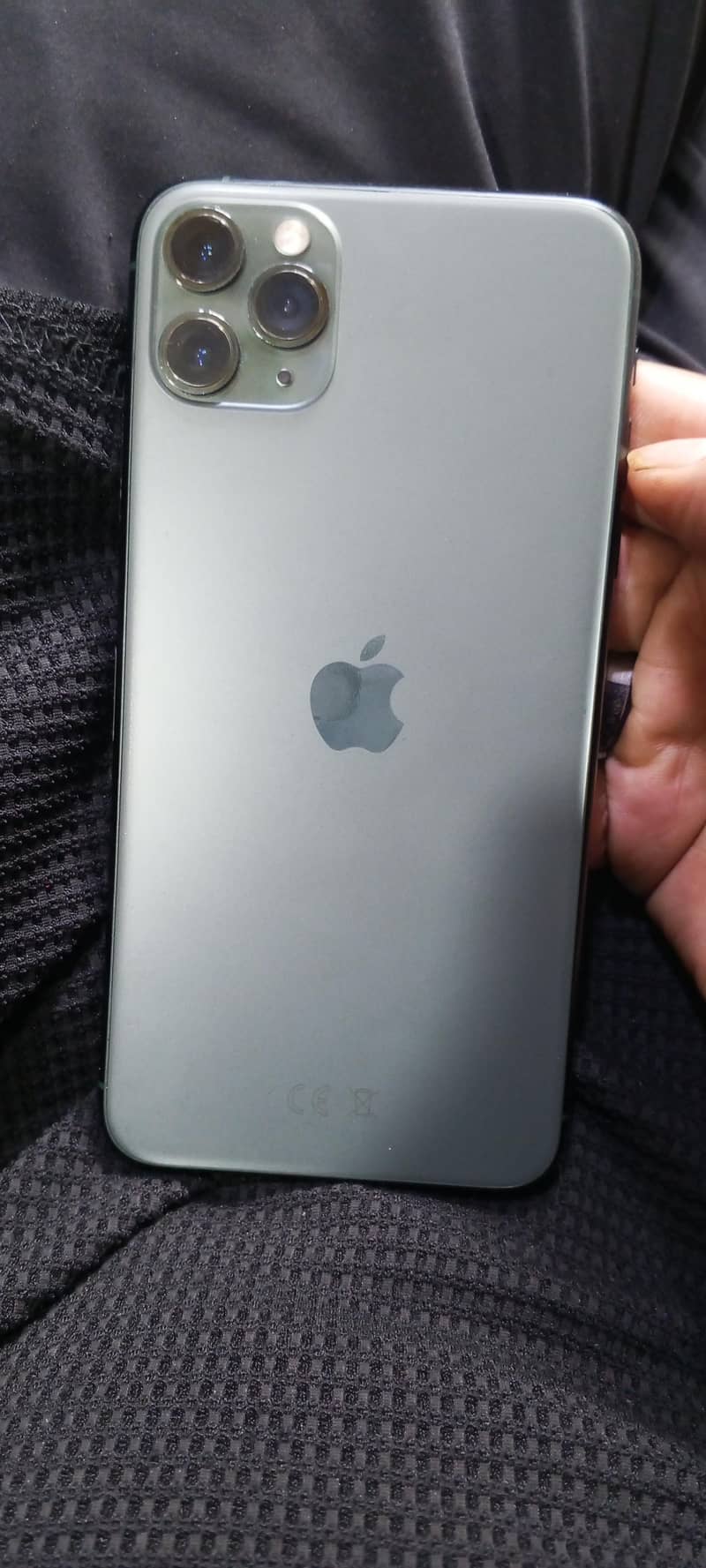Iphone 11 pro max 4