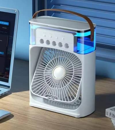 White mini cooler with 3 speed wind and ABSbody