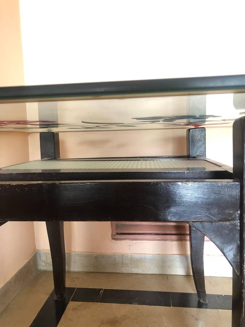 Dining table without chairs 1