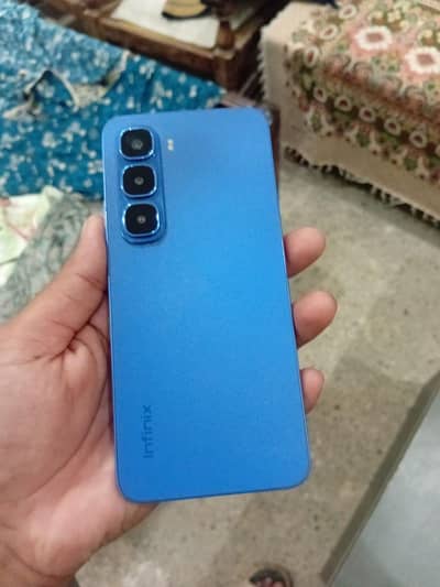 Infinix hot60i