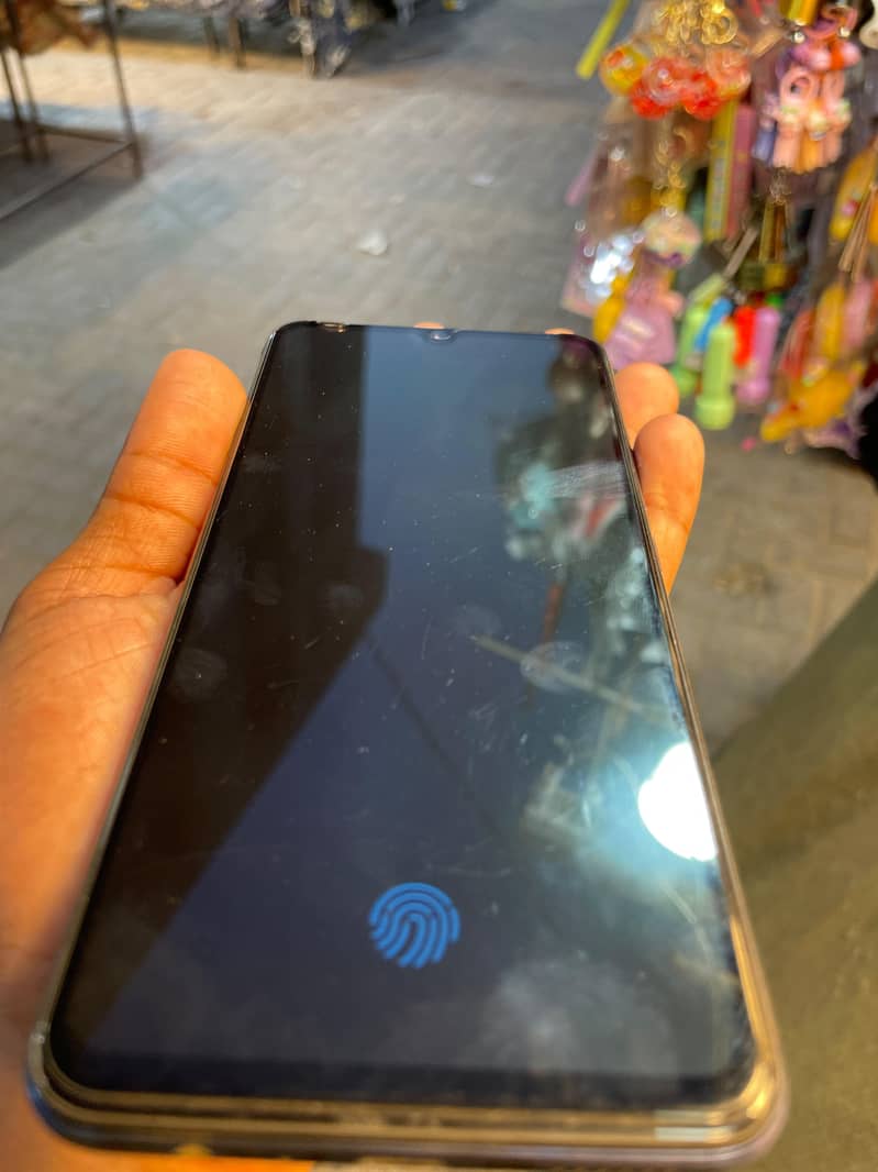 Vivo V21e 1