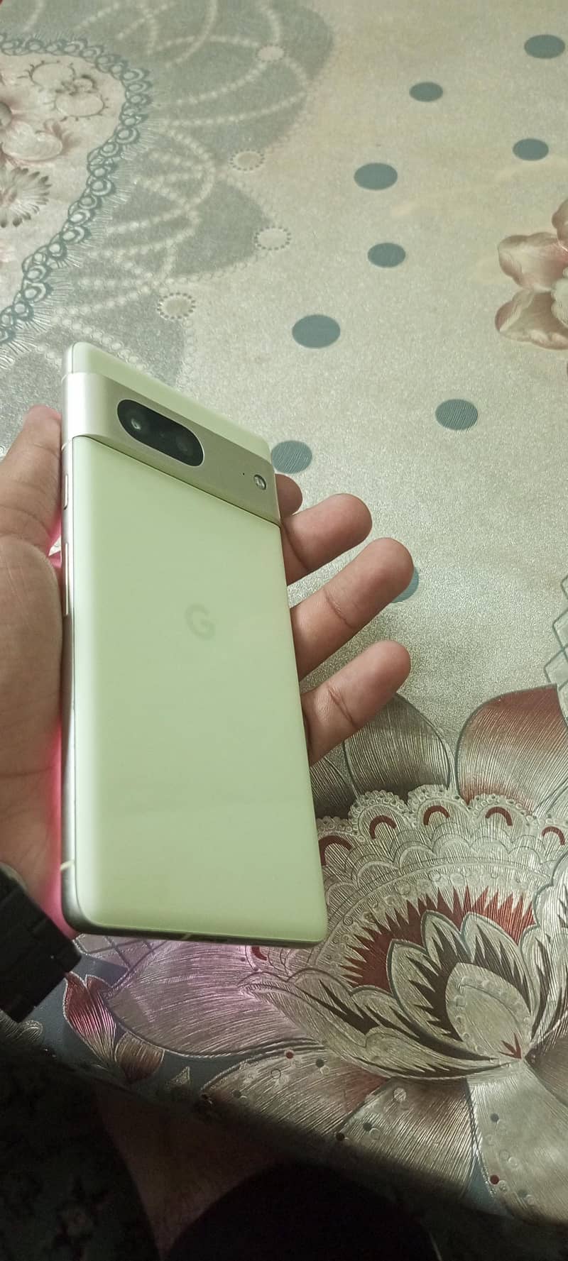 Google Pixel 7 4