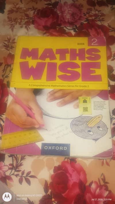 Class 2 ki 5 books hain
