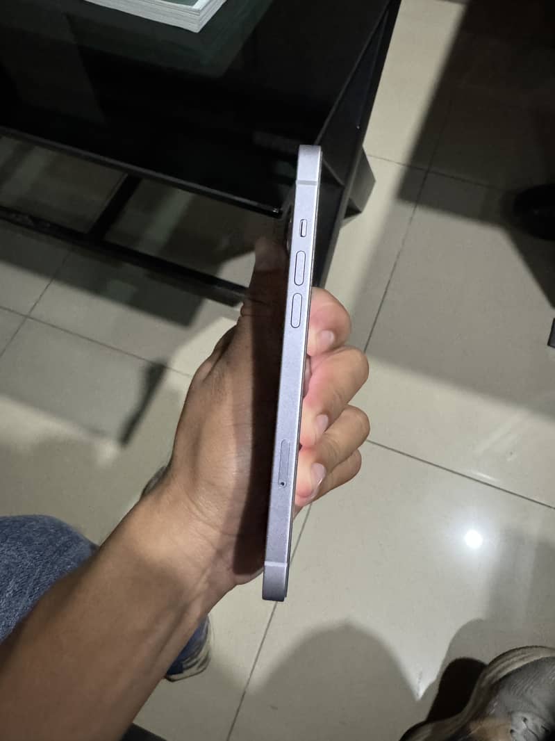 Apple iPhone 14 plus 1