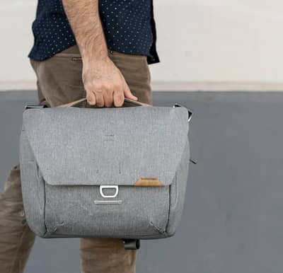 Peak Design's Everyday Messenger Bag v2