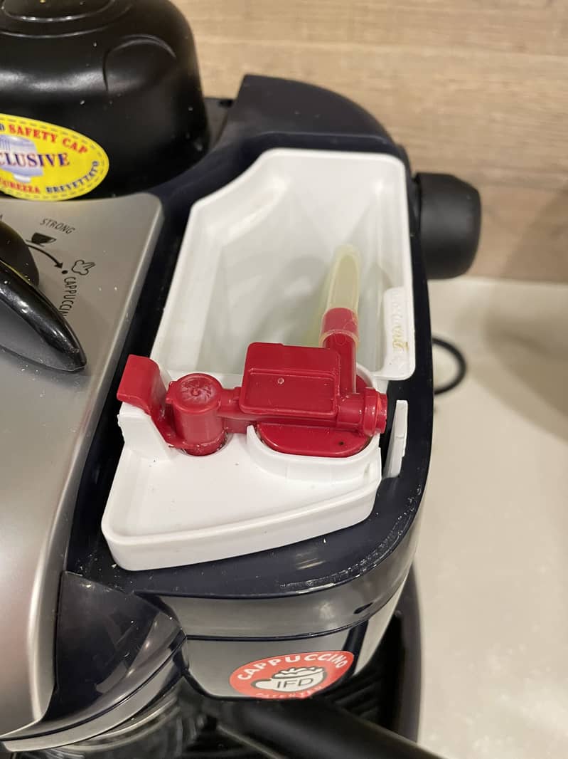 Delonghi coffee maker 2