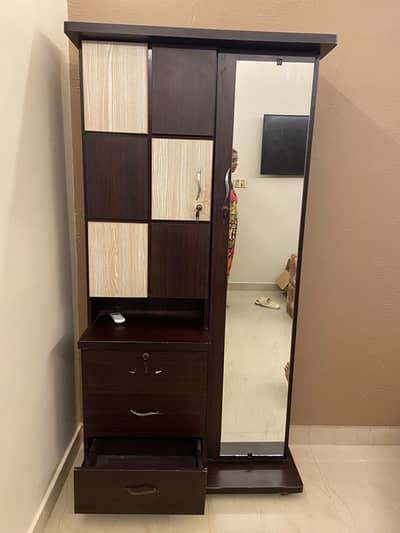 Dressing table with full size mirror & alot of storage