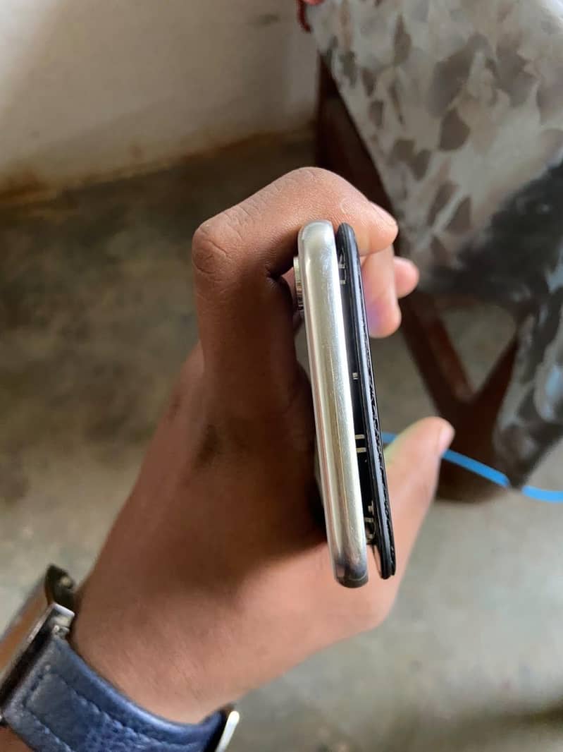 Apple iPhone X 2