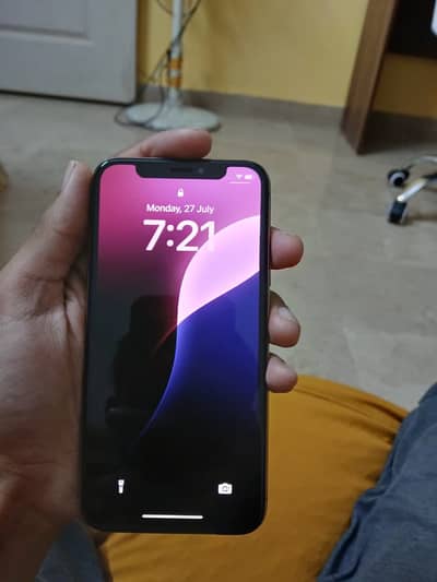 Apple iPhone XS - Good Condition