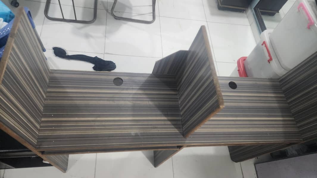 computer table 2