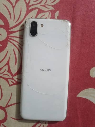Sharp Aquos R2 PTA Approved 4GB 64GB Back Crack