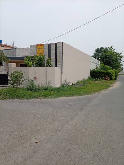 5 MARLA SINGLE STORY HOUSE FACING PARK + CORNER P BLOCK kHAYABAN E AMIN