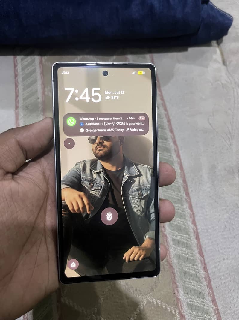 Google Pixel 7a 4