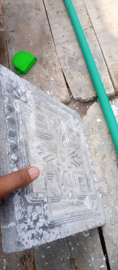 roof tiles /tuff tiles