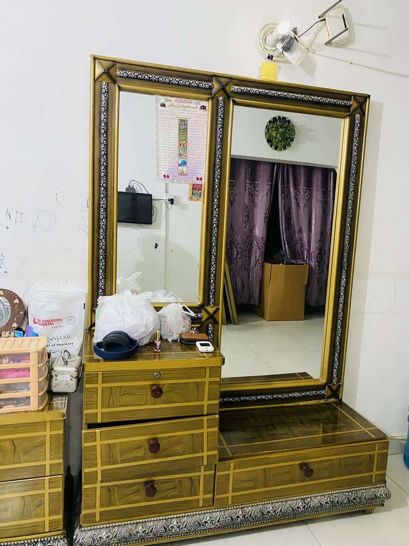Dressing Table | Side Tables 1