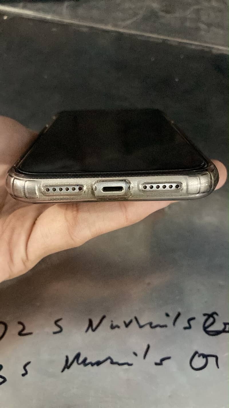 Apple iPhone 11 2
