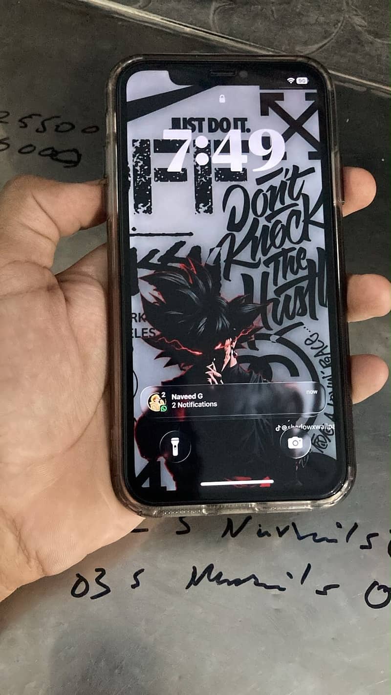 Apple iPhone 11 3