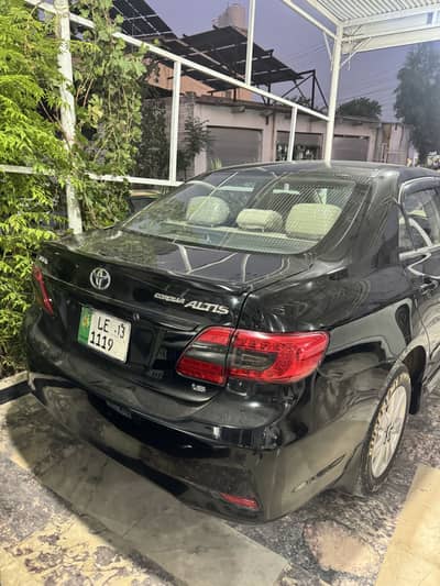 Toyota Corolla Altis 2012